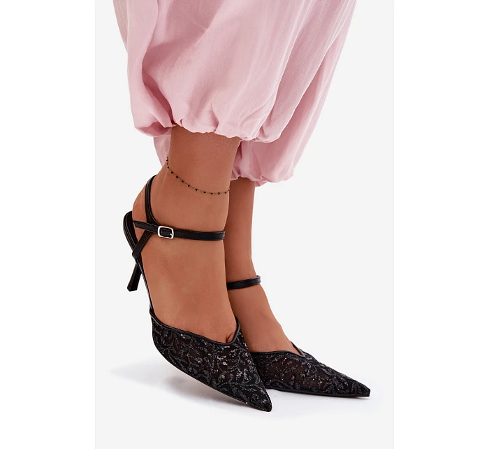Dámské síťované sandály na podpatku s lesklým zdobením Černé Laria Dámské síťované sandály na podpatku s lesklým zdobením Černé Laria
