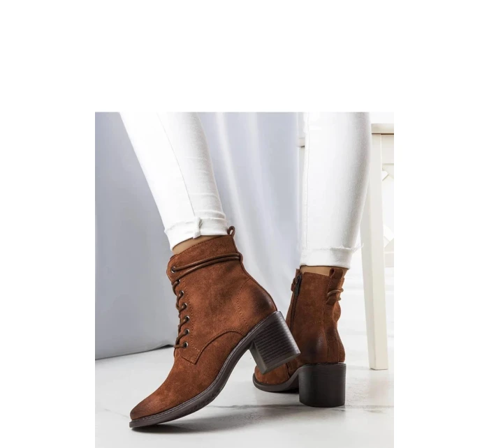 Boty na podpatku  model 205139 Solea