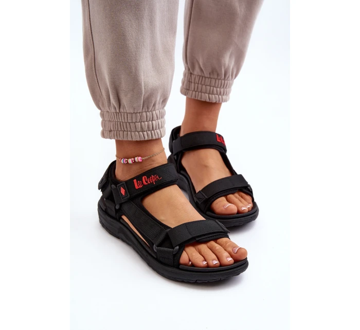 Dámské sandály model 21649054 Černé - Lee Cooper Dámské sandály model 21649054 Černé - Lee Cooper