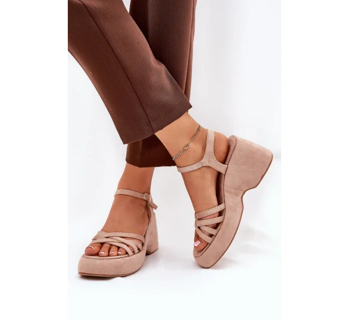 Bota na klínech model 209914 Step in style Bota na klínech model 209914 Step in style