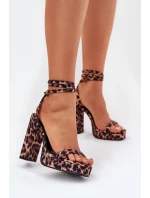 Dámské sandály na podpatku s páskem model 21696044 - Boto