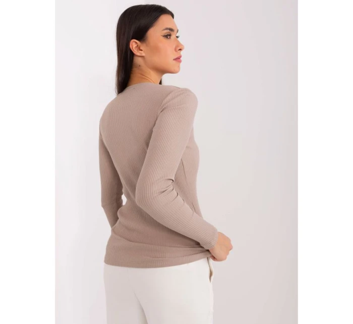 Tmavě béžová bavlněná halenka model 21462274 - BASIC FEEL GOOD Tmavě béžová bavlněná halenka model 21462274 - BASIC FEEL GOOD