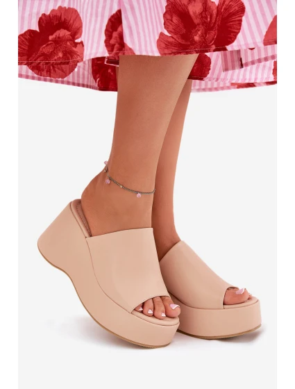 Ekokožené dámské sandály na platformě a klínu béžové Kisoffi Ekokožené dámské sandály na platformě a klínu béžové Kisoffi