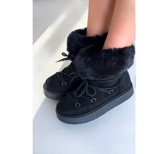Dámské sněhule s kožíškem a šněrováním Sarivie – černé