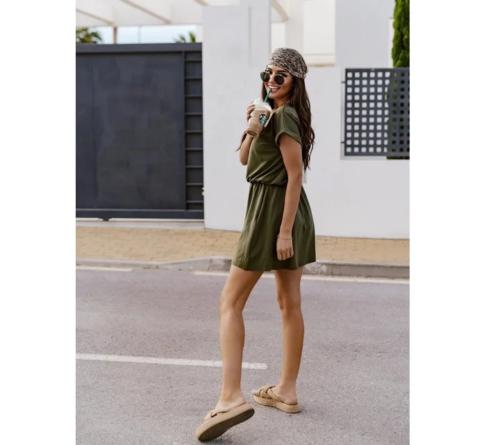 Bavlněné šaty v khaki barvě s gumou v pase model 20085606 - Moon Bavlněné šaty v khaki barvě s gumou v pase model 20085606 - Moon