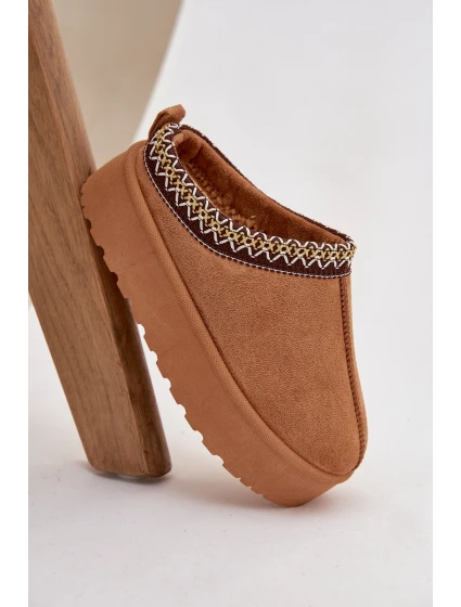 Dětské juniorská sněhule s výšivkou na platformě Camel Jolisse Dětské juniorská sněhule s výšivkou na platformě Camel Jolisse