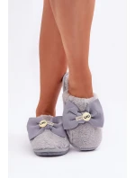 Dámské Pantofle S Kožíškem A Mašlí Šedé model 21681851 - Boto Dámské Pantofle S Kožíškem A Mašlí Šedé model 21681851 - Boto