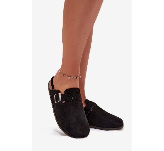 Dámské pantofle na korkové platformě s přezkou Big Star – černé Dámské pantofle na korkové platformě s přezkou Big Star – černé