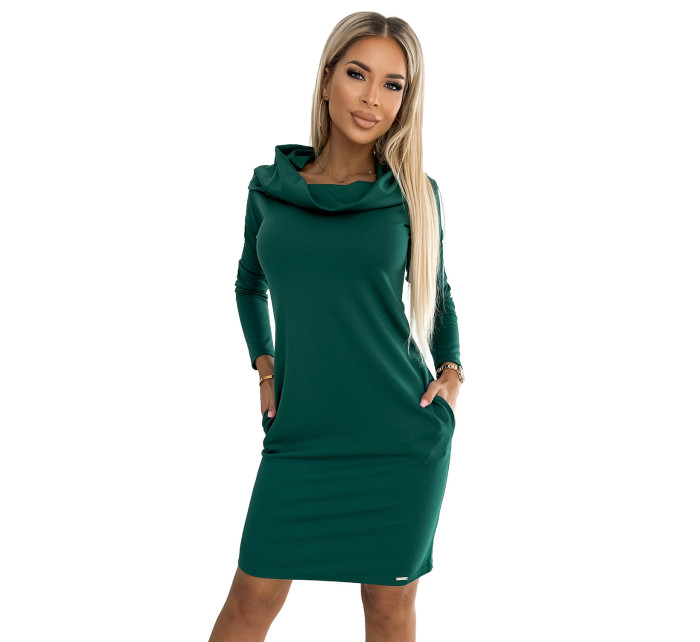 Zelené teplé dámské šaty s velkým rolákem a kapsami 503-1