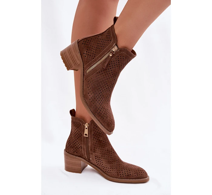 Dámské perforované kotníkové boty Vinceza 58621 Hnědé Dámské perforované kotníkové boty Vinceza 58621 Hnědé