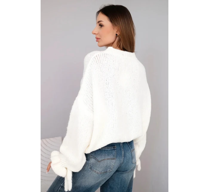 Dámský svetr s příměsí mohairu s model 21857677 pletením a ozdobnými rukávy ecru - K-Fashion