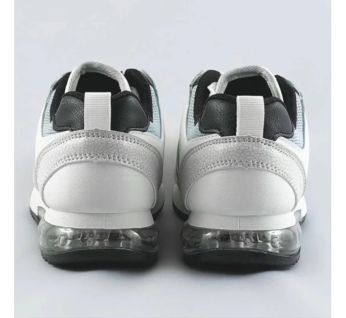 Bílé dámské sportovní boty model 17134085 Bílé dámské sportovní boty model 17134085