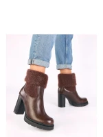 Boty na podpatku model 221641 Solea Boty na podpatku model 221641 Solea