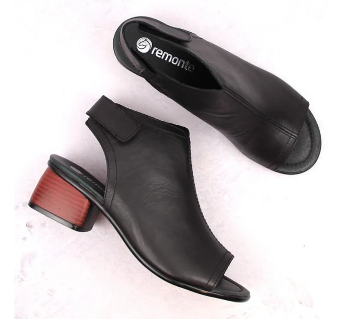 Kožené pohodlné sandály Remonte W RKR654 Kožené pohodlné sandály Remonte W RKR654