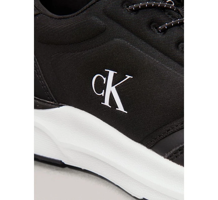 Calvin Klein dámské tenisky V3X9-83010-1464999 BLACK LOW CUT LACE-UP SNEAKERS