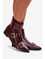 Lakované dámské kotníkové boty na plochém podpatku s pásky a přezkami Bordó model 22039899 - Boto
