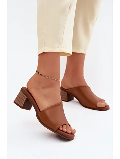 Klapky na podpatku model 227929 Step in style