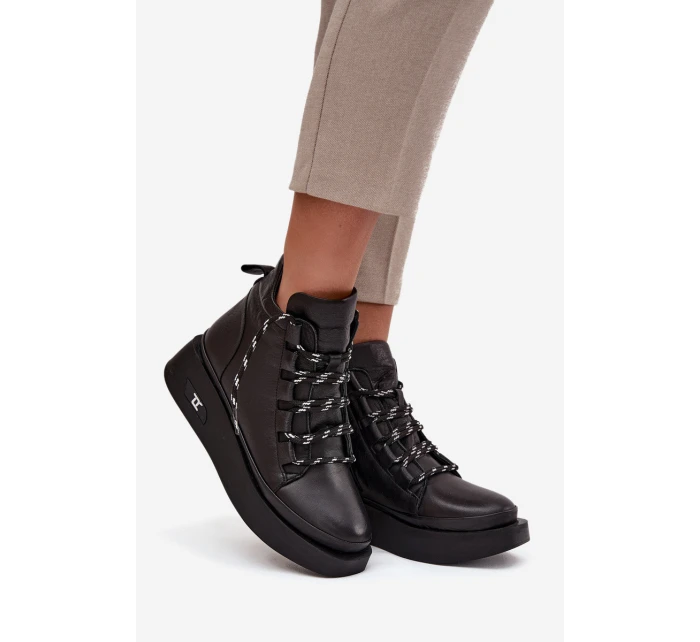 Kožené dámské boty Artiker – černé, zateplené, na platformě Kožené dámské boty Artiker – černé, zateplené, na platformě