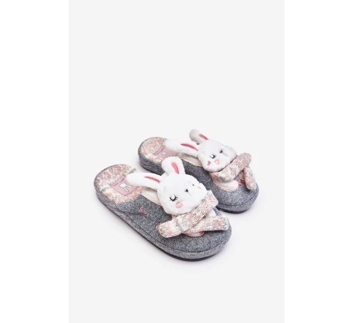 Dětské pantofle na tlusté podrážce šedé model 21641392 - Boto