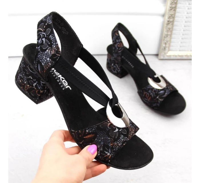 Pohodlné černé sandály Rieker W RKR679