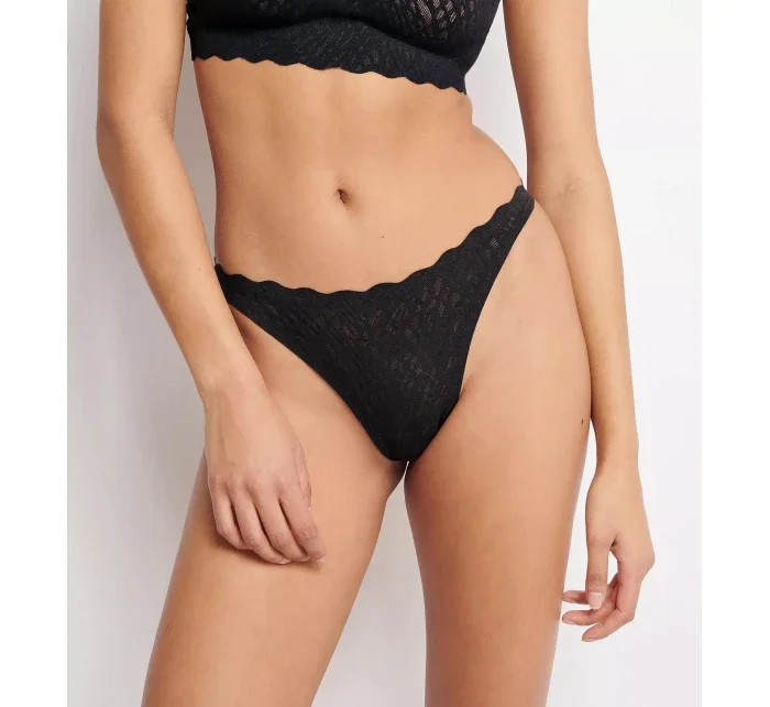 Dámská tanga ZERO Feel Bliss String - BLACK - černé 0004 - SLOGGI Dámská tanga ZERO Feel Bliss String - BLACK - černé 0004 - SLOGGI