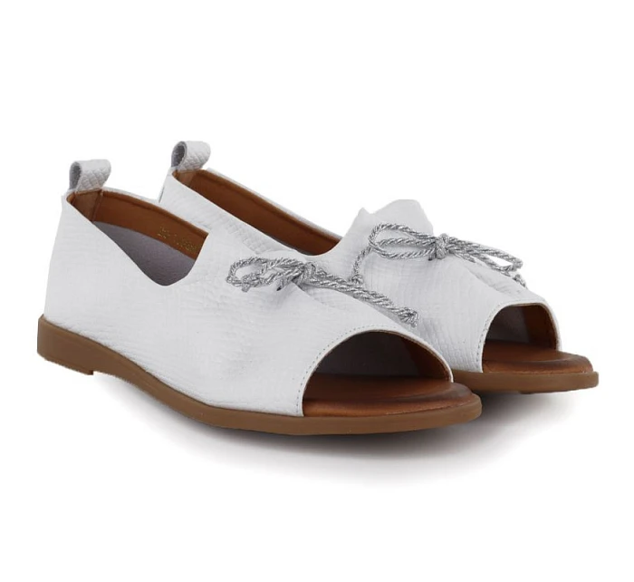 Dámské kožené polobotky s otevřenou špičkou bílé Cambell 19388 Dámské kožené polobotky s otevřenou špičkou bílé Cambell 19388