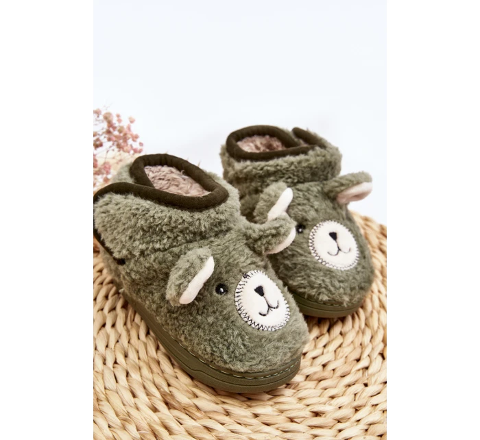 Dětské vyhřívané pantofle se zeleným medvídkem model 21641182 - Boto Dětské vyhřívané pantofle se zeleným medvídkem model 21641182 - Boto