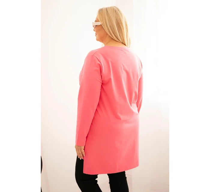 Dámská blůza s delším zadním dílem a potiskem růžová