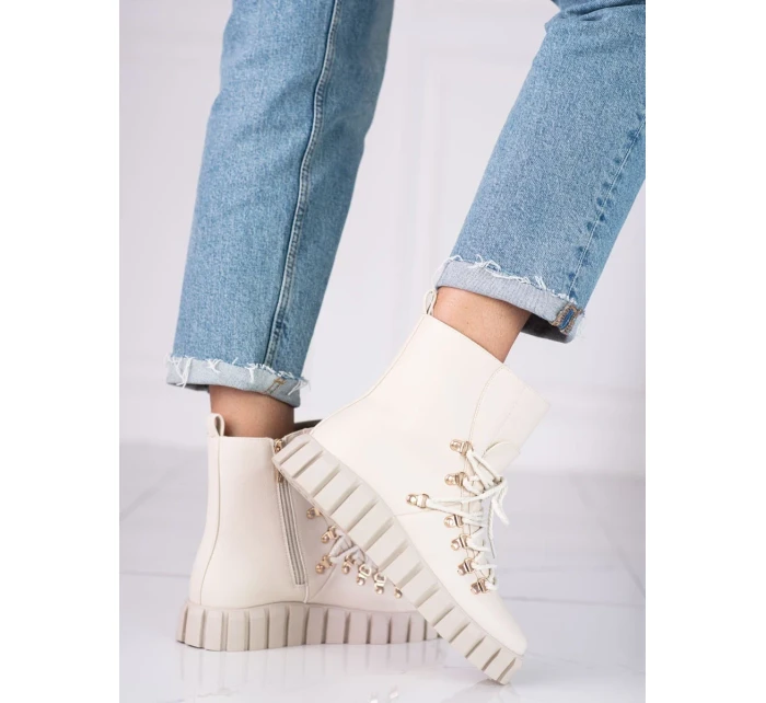 Trendy hnědé  kotníčkové boty dámské na klínku