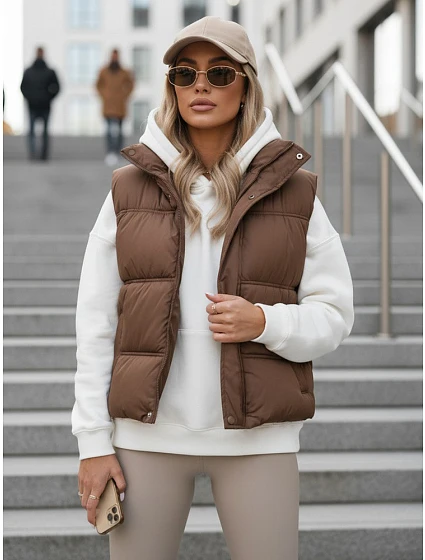 kamizelka damska bez brązowa model 22324219 - FashionStreet kamizelka damska bez brązowa model 22324219 - FashionStreet