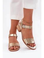 Kožené Dámské Sandály Na Podpatku model 21694741 Zlaté - Maciejka Kožené Dámské Sandály Na Podpatku model 21694741 Zlaté - Maciejka