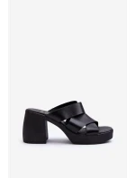 model 21647955 Kožené sandály na podpatku černé - Zazoo
