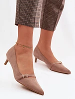 Dámské lodičky na nízkém podpatku s ozdobnou páskou Tmavě béžové Pirela