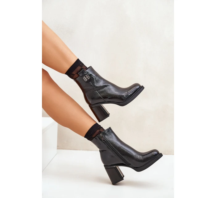 Hadí dámské botky na podpatku z přírodní kůže černé Vinceza 66670 Hadí dámské botky na podpatku z přírodní kůže černé Vinceza 66670