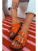 Dámské pantofle oranžové s přezkami model 21908441 - Boto