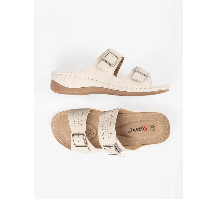 Pohodlné sandály dámské Jasnobeżowy na klínku Pohodlné sandály dámské Jasnobeżowy na klínku
