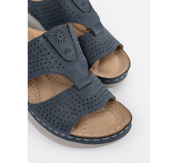 Jedinečné  nazouváky dámské modré na plochém podpatku