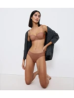 Triumph Signature Sheer – neviditelná podprsenka s kosticemi a odnímatelnými ramínky Triumph Triumph Signature Sheer – neviditelná podprsenka s kosticemi a odnímatelnými ramínky Triumph