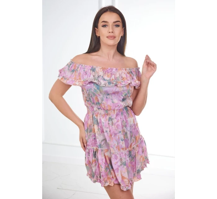Květinové šaty s odhalenými rameny ve fialové barvě