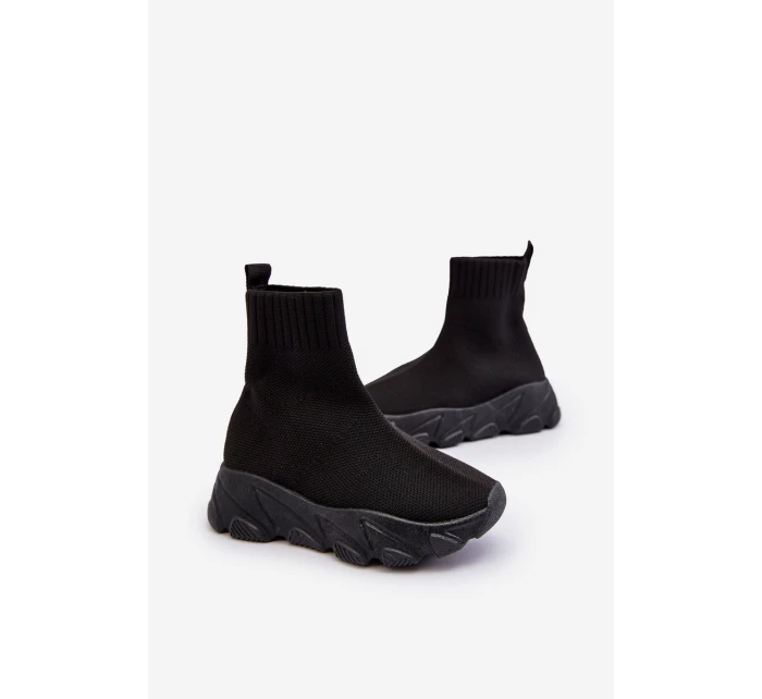 Dětské sportovní boty ze  černé model 21634684 - Boto