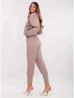 Spodnie DHJ SP model 20857348 ciemny bezowy - FPrice Spodnie DHJ SP model 20857348 ciemny bezowy - FPrice