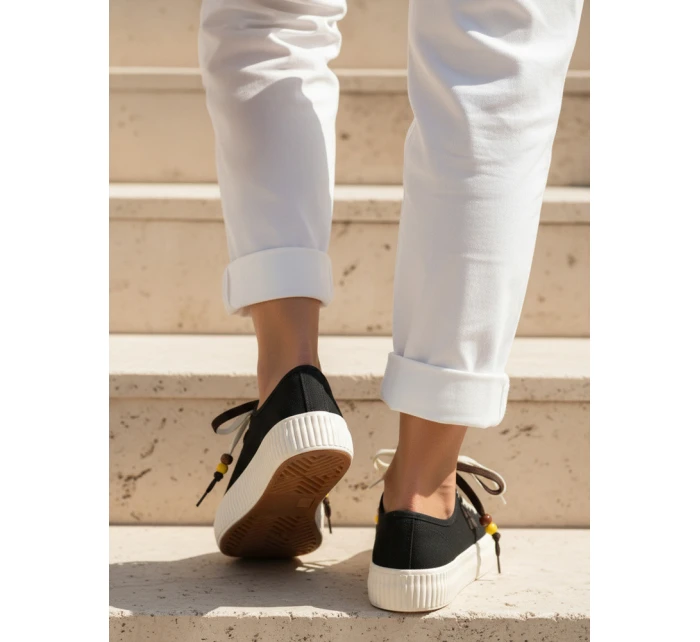 Dámské tenisky s ozdobnými korálky černé FashionStreet ZY1405