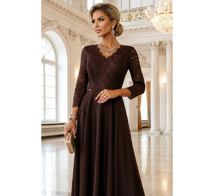 309-14 AMBER elegantní dlouhé krajkové šaty s výstřihem - čokoládové 309-14 AMBER elegantní dlouhé krajkové šaty s výstřihem - čokoládové