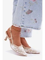 Sandály na podpatku s květinami Béžové Kelmira