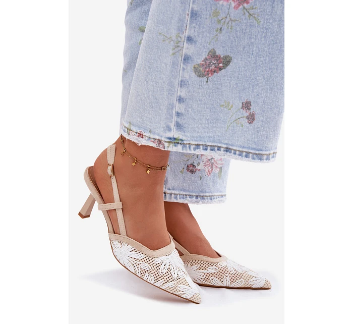 Sandály na podpatku s květinami Béžové Kelmira