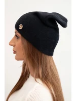 Dámská klasická čepice z měkké pleteniny s černá model 21480743 - K-Fashion Dámská klasická čepice z měkké pleteniny s černá model 21480743 - K-Fashion