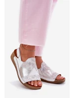 Dámské Kožené Sandály Na Klínu S Pletením model 21702005 Bílé - Maciejka