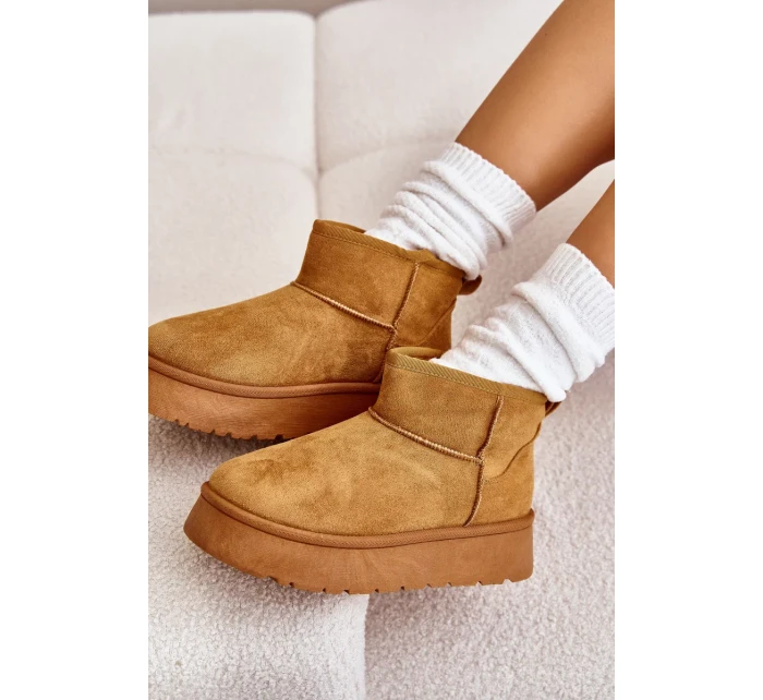 Nízké dámské sněhule na platformě zateplené kožíškem Camel Saldren Nízké dámské sněhule na platformě zateplené kožíškem Camel Saldren