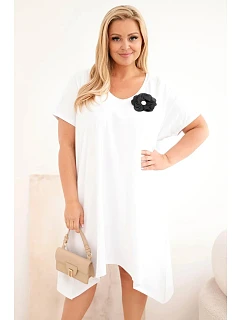 Dámské bavlněné šaty Plus Size s broží a výstřihem bílá