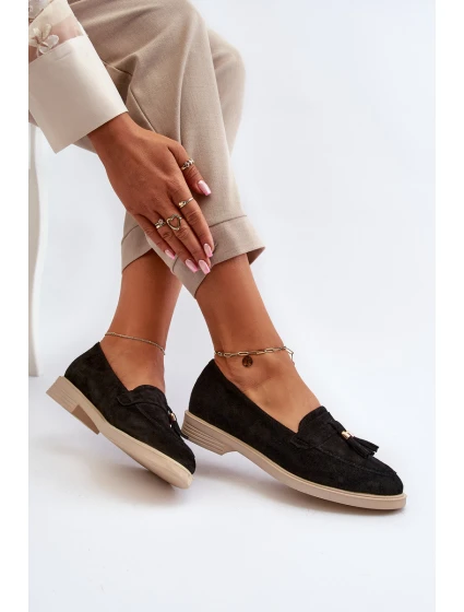 Černé Dámské Semišové Mokasíny Na Ploché Podrážce model 21652477 - Zazoo Černé Dámské Semišové Mokasíny Na Ploché Podrážce model 21652477 - Zazoo